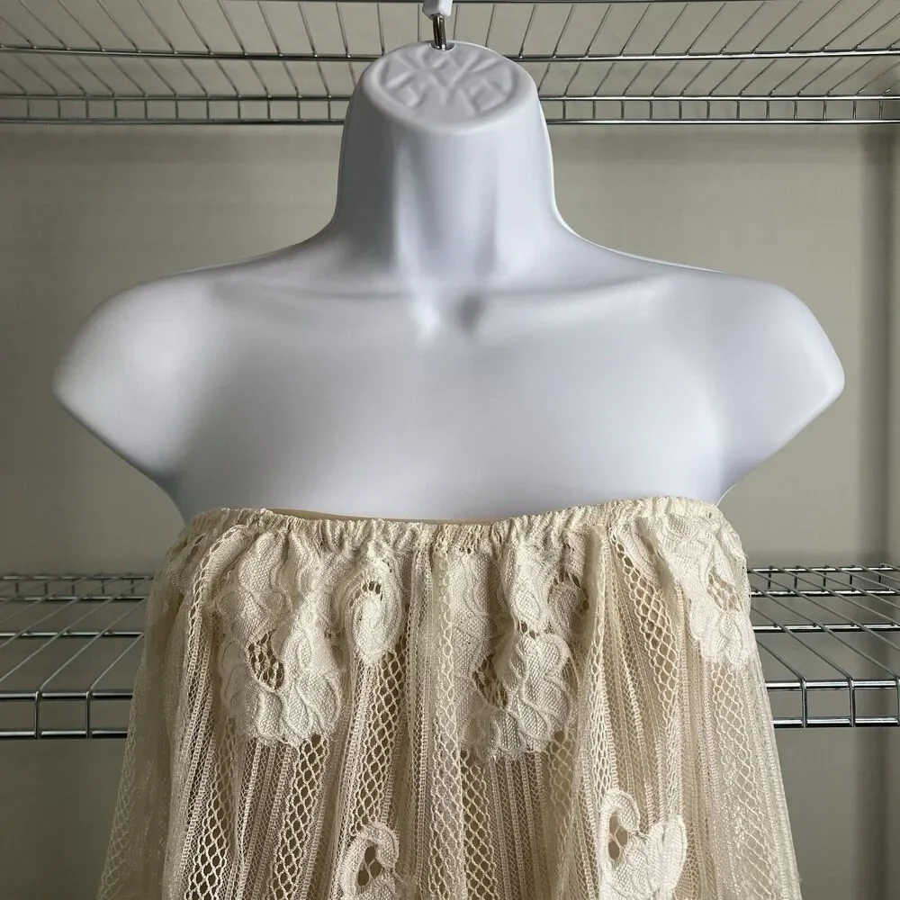 Lovers‎ + Friends Women’s Cream Lacy Dainty Fairy Romper Size XS Flowy Ruffles
